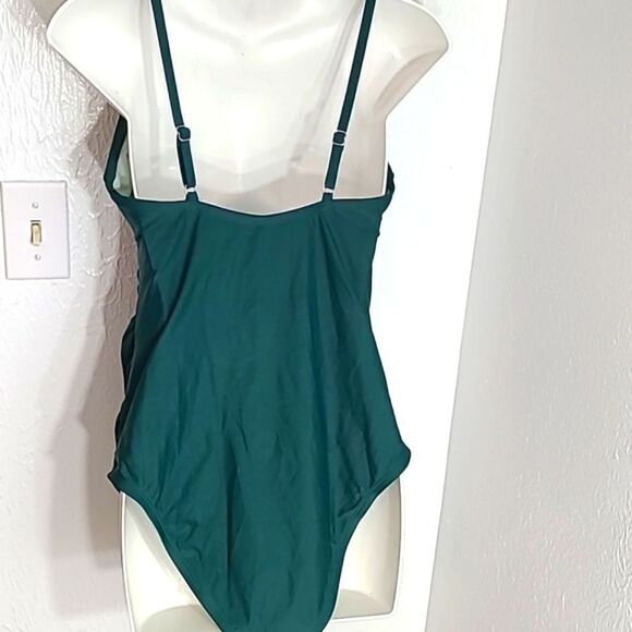 Cupshe One-piece Bathing Suit, Dark Green, Size Medium, NWT - Picture 5 of 11